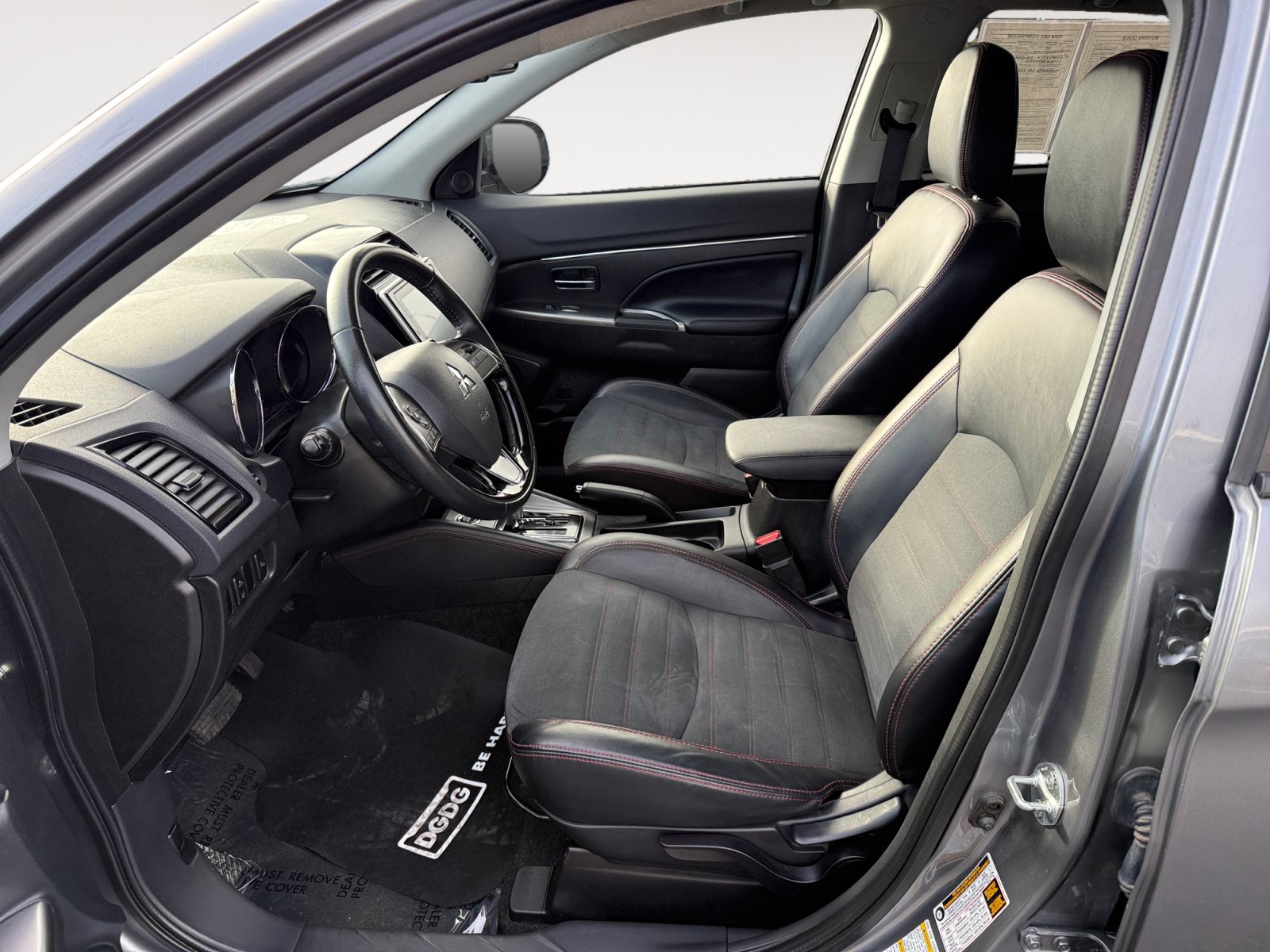 Used 2024 Mitsubishi Outlander Sport SE AWD/4WD image 10