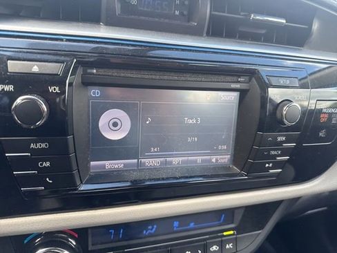 Used 2015 Toyota Corolla LE w/ Body Protection Package #1 FWD image 15