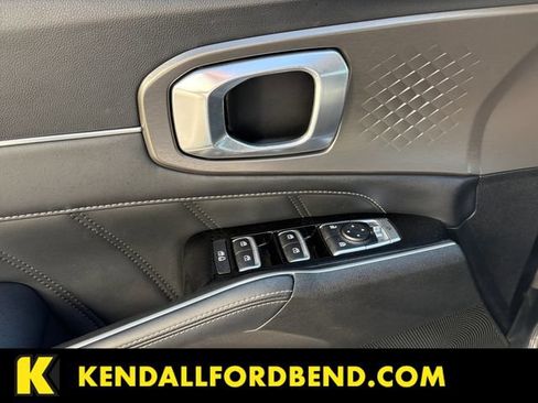 Used 2021 Kia Sorento SX FWD image 10