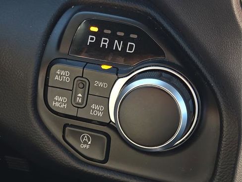 Used 2023 RAM 1500 Big Horn image 29