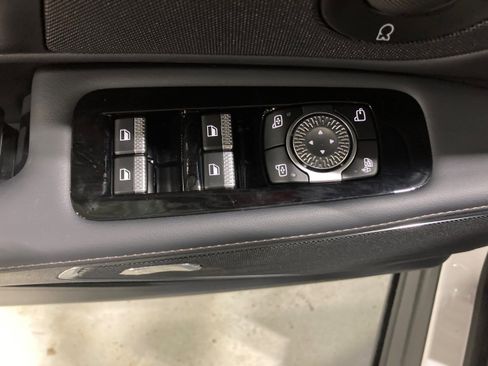 Used 2026 Lincoln Nautilus Premier w/ Equipment Group 102A image 24