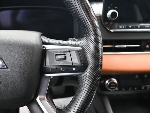 Used 2022 Mitsubishi Outlander SEL image 12