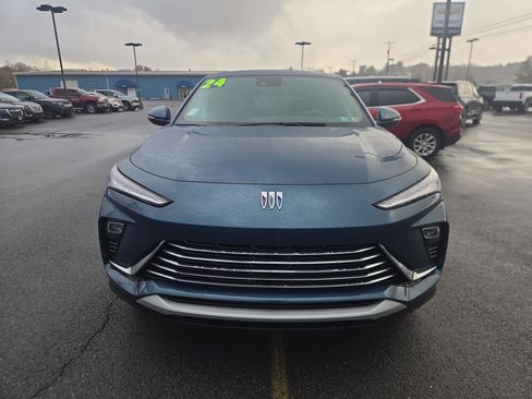 Used 2024 Buick Envista Preferred w/ Advanced Safety Package image 9