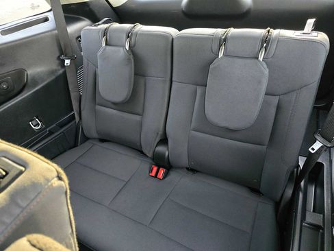 Used 2025 Ford Explorer Active image 18