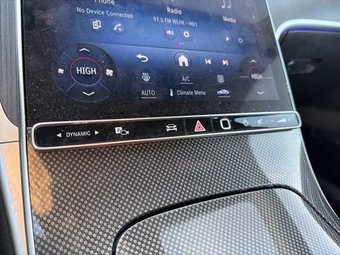 Used 2022 Mercedes-Benz C 300 4MATIC Sedan image 34