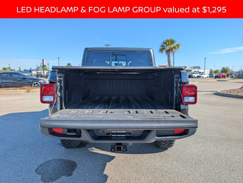 Used 2022 Jeep Gladiator Sport AWD/4WD image 5