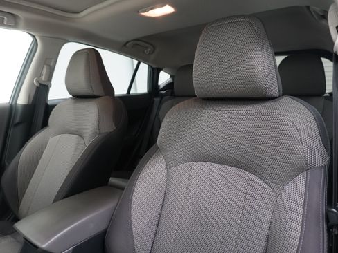 Used 2024 Subaru Crosstrek 2.0i Premium AWD/4WD image 8