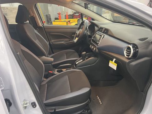 New 2025 Nissan Versa SV image 28