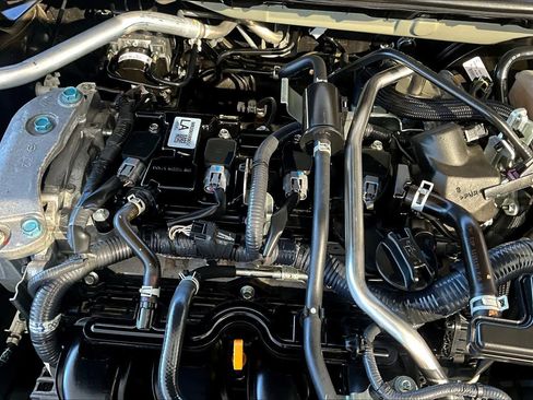 Certified 2024 Nissan Sentra SV image 31