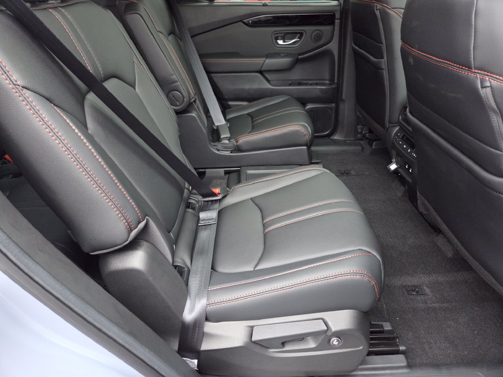 New 2026 Honda Pilot TrailSport image 32