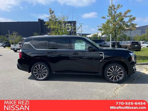 New 2025 Nissan Armada Platinum Reserve image 2