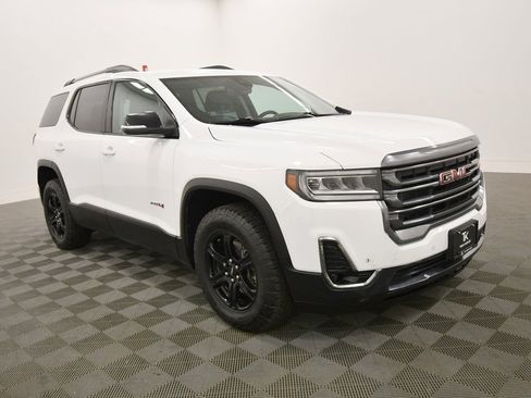 Used 2023 GMC Acadia AT4 image 10
