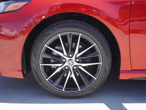 Certified 2024 Toyota Camry SE FWD image 22
