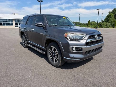 Used 2014 Toyota 4Runner Limited AWD/4WD image 3