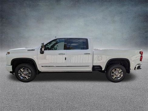 New 2026 Chevrolet Silverado 3500 High Country w/ Technology Package image 7