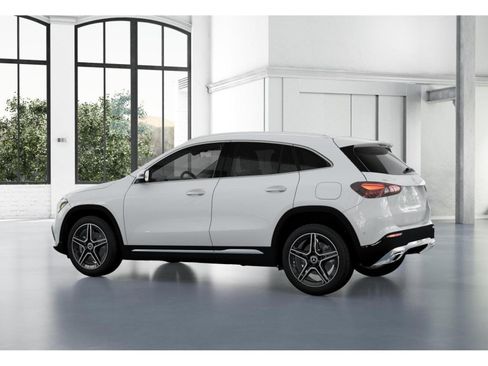 New 2026 Mercedes-Benz GLA 250 4MATIC image 30
