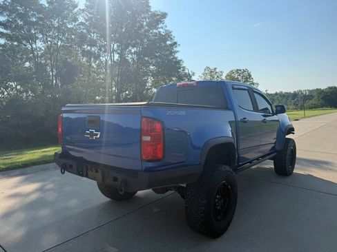 Used 2019 Chevrolet Colorado ZR2 AWD/4WD image 3