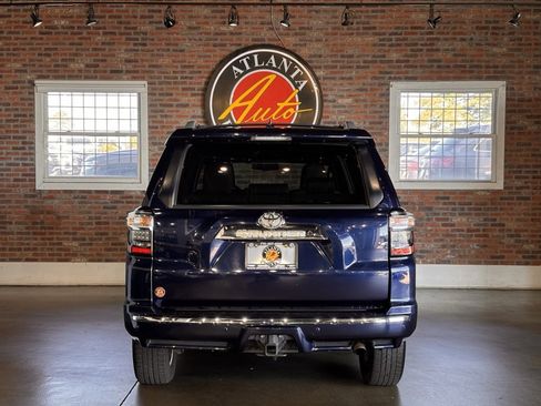 Used 2015 Toyota 4Runner Limited image 28