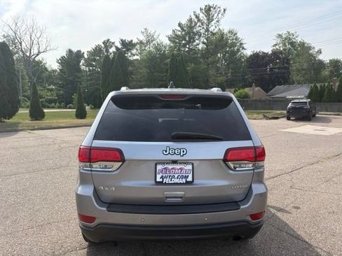 Used 2020 Jeep Grand Cherokee Laredo w/ Security & Convenience Group AWD/4WD image 6