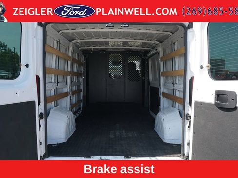 Used 2025 RAM ProMaster 2500 w/ U-Haul Equipment Group FWD image 10