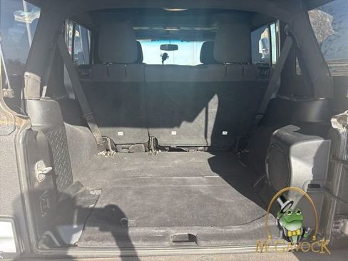 Used 2013 Jeep Wrangler Unlimited Sport image 17