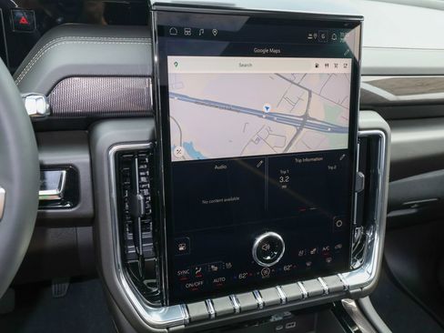 New 2026 GMC Yukon XL Elevation w/ Elevation Premium Package AWD/4WD image 20