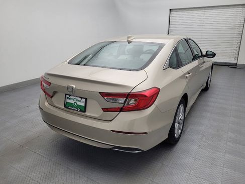 Used 2018 Honda Accord LX image 9