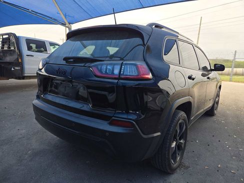 Used 2020 Jeep Cherokee Latitude Plus image 4