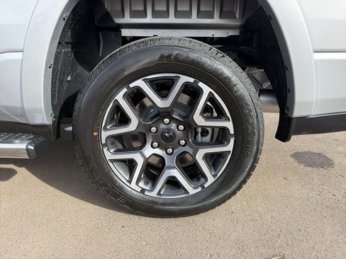 New 2026 RAM 1500 Laramie AWD/4WD image 10