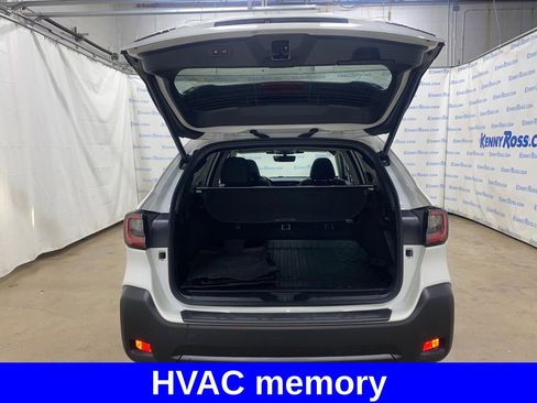 Certified 2025 Subaru Outback Limited image 18