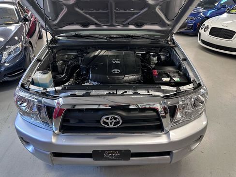 Used 2011 Toyota Tacoma 4x4 Access Cab V6 w/ SR5 Pkg #2 image 19
