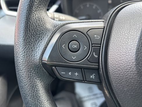 Used 2024 Toyota Corolla LE FWD image 19