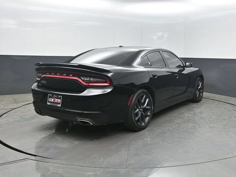 Used 2019 Dodge Charger SXT w/ Blacktop Package RWD image 32