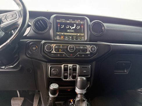 Certified 2022 Jeep Gladiator Overland image 15