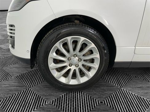 Used 2020 Land Rover Range Rover HSE image 14