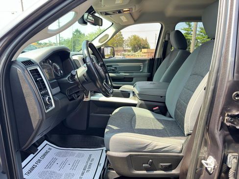 Used 2017 RAM 1500 Big Horn AWD/4WD image 12