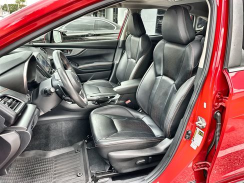 Used 2021 Subaru Crosstrek 2.5i Limited w/ Moonroof Package 2 AWD/4WD image 3