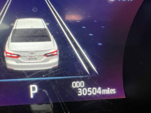 Used 2023 Toyota Camry XLE image 24