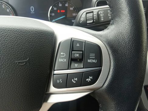 Used 2023 Ford Explorer XLT w/ Equipment Group 202A RWD image 40