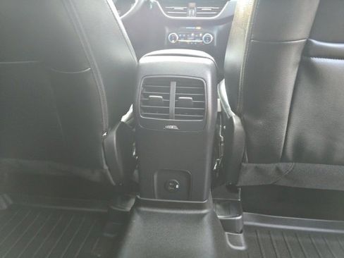 Certified 2022 Ford Escape SEL image 21