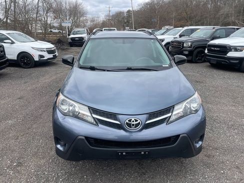 Used 2014 Toyota RAV4 LE AWD/4WD image 3