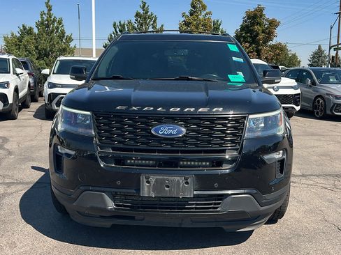 Used 2018 Ford Explorer Sport AWD/4WD image 2