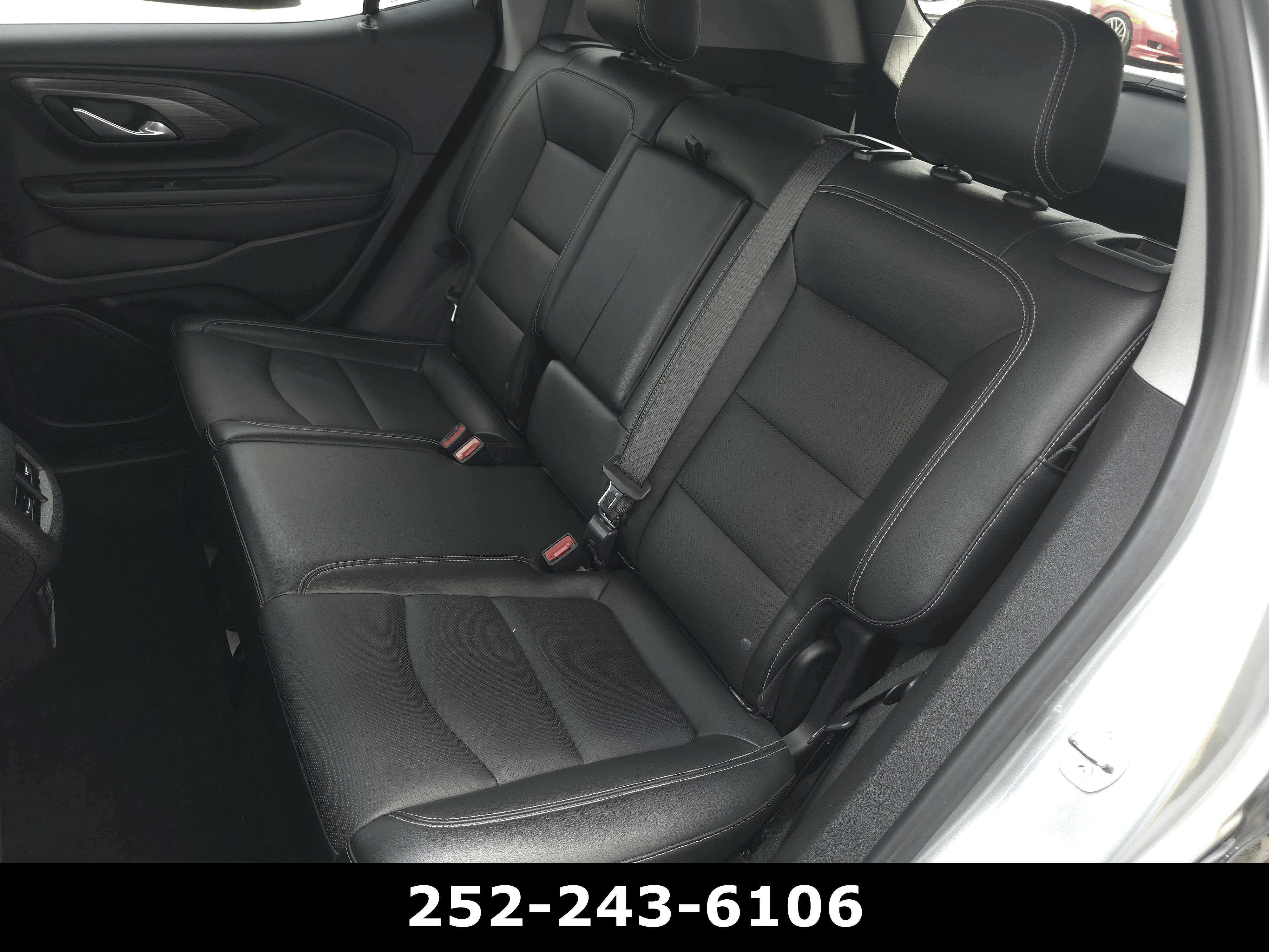 Used 2023 GMC Terrain SLT w/ Tech Package AWD/4WD image 32