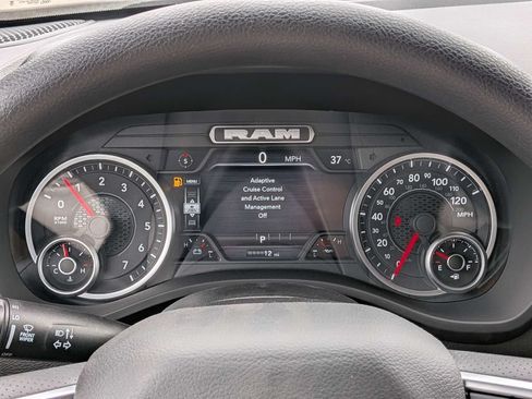New 2026 RAM 1500 Express AWD/4WD image 36