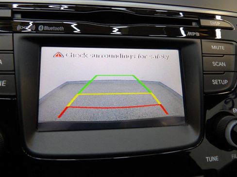 Used 2016 Hyundai Elantra SE w/ Option Group 02 FWD image 16