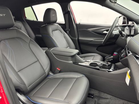New 2026 Buick Envista Sport Touring w/ Convenience I Package FWD image 30