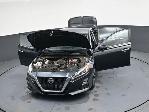 Used 2022 Nissan Altima 2.5 SV image 43