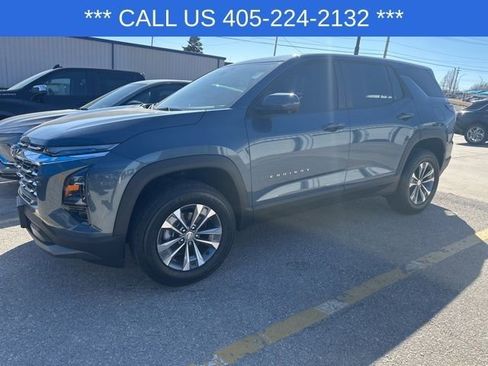 New 2026 Chevrolet Equinox LT w/ Convenience Package II image 3