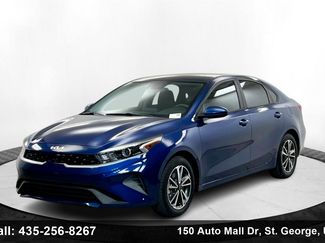 Used 2023 Kia Forte LXS image 1