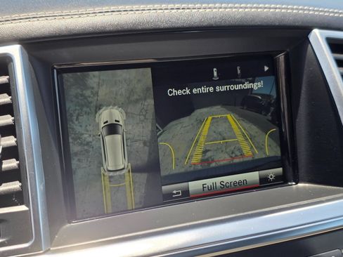 Used 2015 Mercedes-Benz GL 450 4MATIC w/ Parking Assist Package image 36
